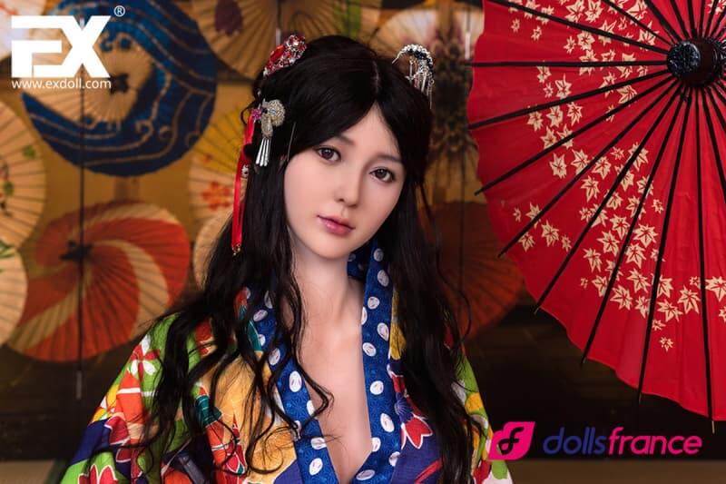 poupée silicone japonaise - geisha